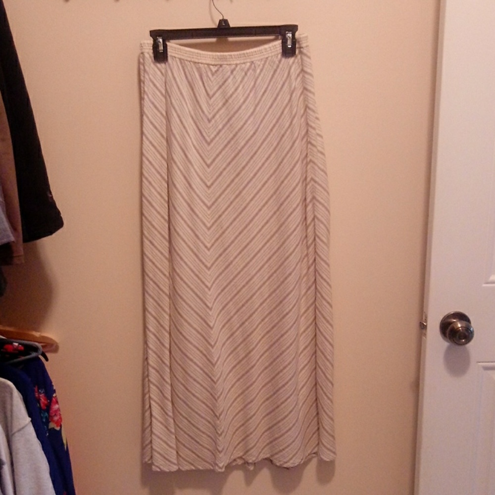 Linen skirt